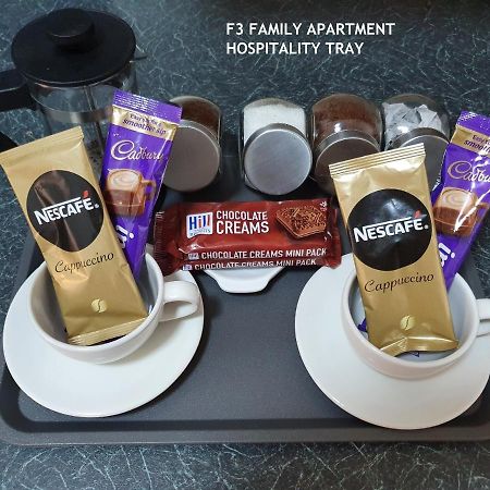 F3 2 Bedroomed Town House - Free Parking - Super 150 Mbps Wifi Near Gavin N Stacey Film House - 1 Free Dog Allowed Barry Extérieur photo